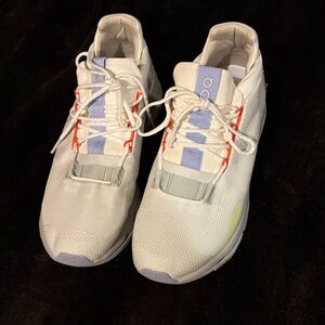 New On Running White and Gray Athletic Shoes